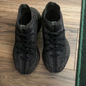 adidas Men's Black Knit Sneakers